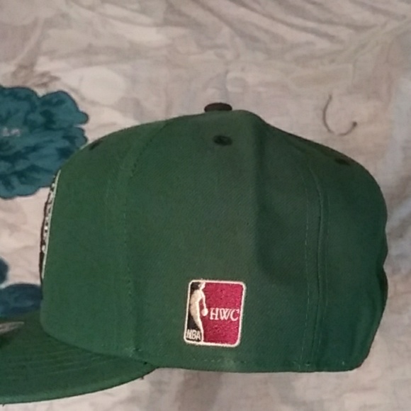 Snap back - Picture 3 of 4